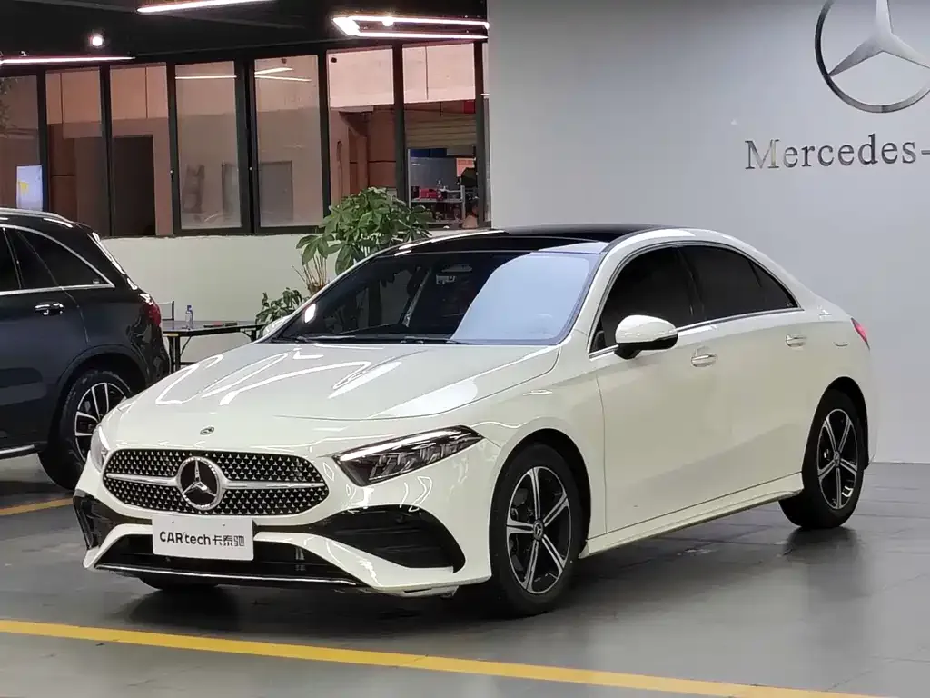 Mercedes-Benz A-Class — фото 1