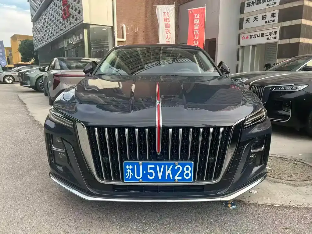 Hongqi H5 — фото 10