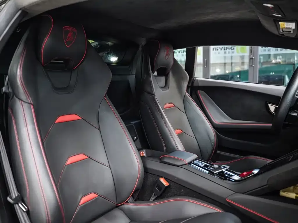 Lamborghini Huracan 2021 из CN, фото 8