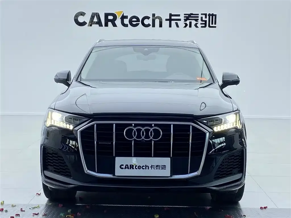Audi Q7 — фото 3