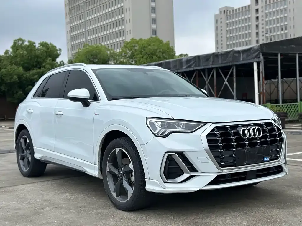 Audi Q3 — фото 2