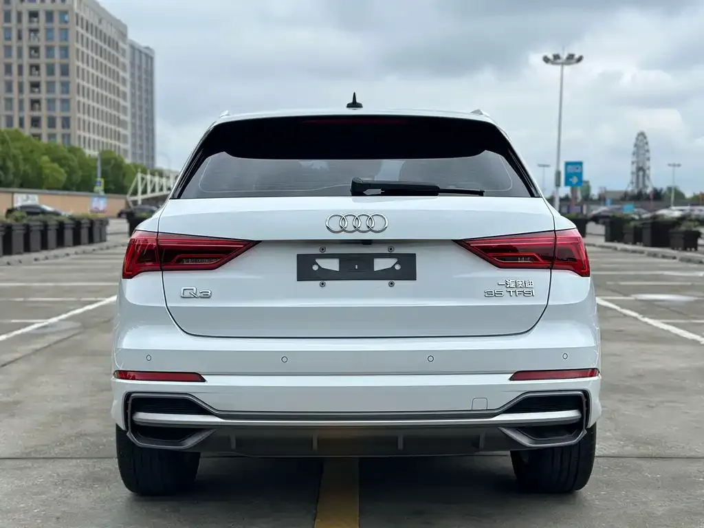 Audi Q3 — фото 3
