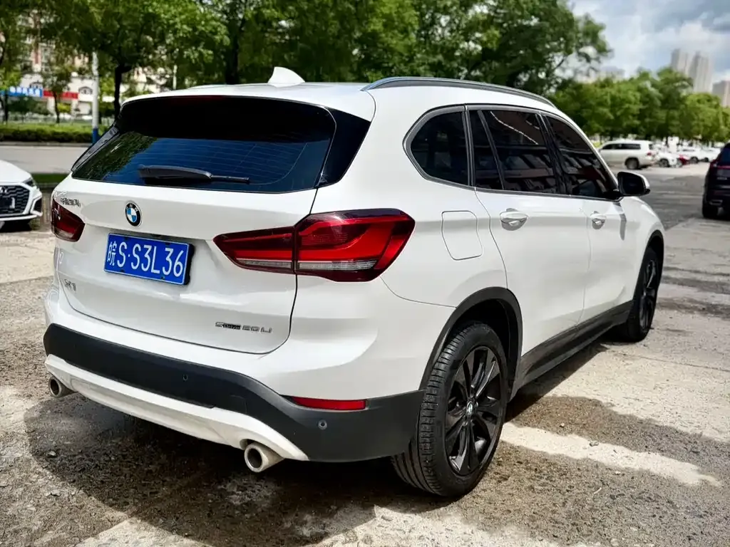 BMW X1 — фото 3
