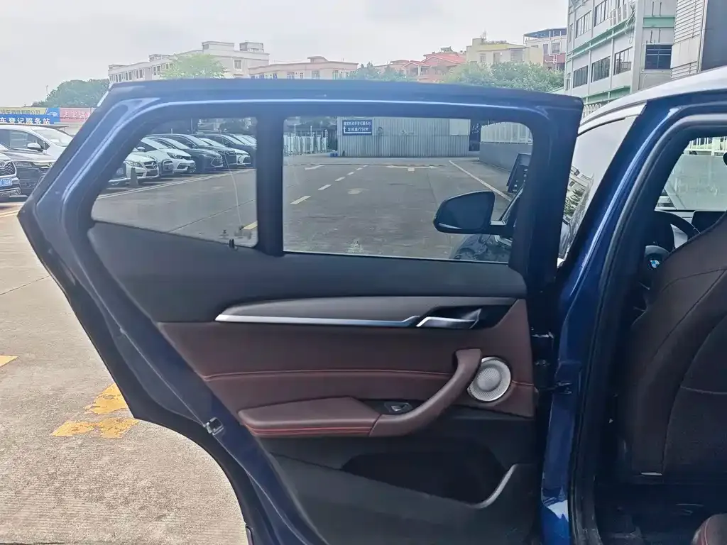 BMW X2 2022 из CN, фото 4
