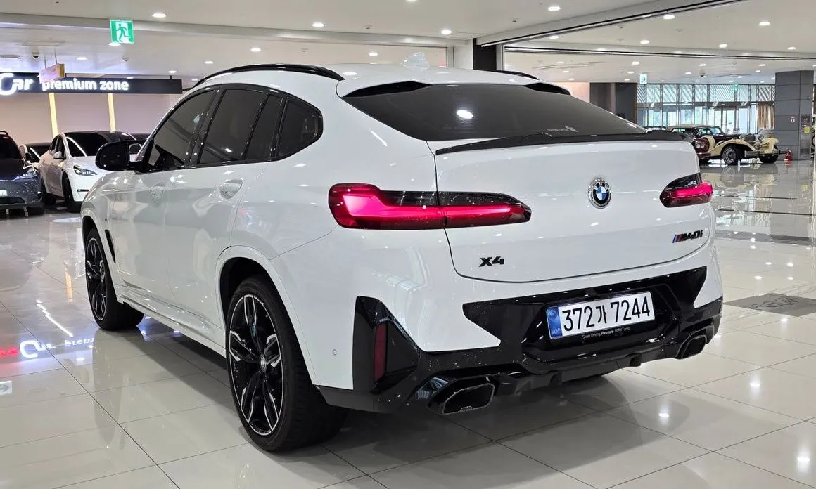 BMW X4 2025 из KR, фото 8