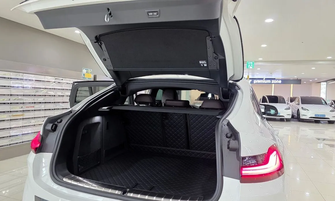BMW X4 2025 из KR, фото 5