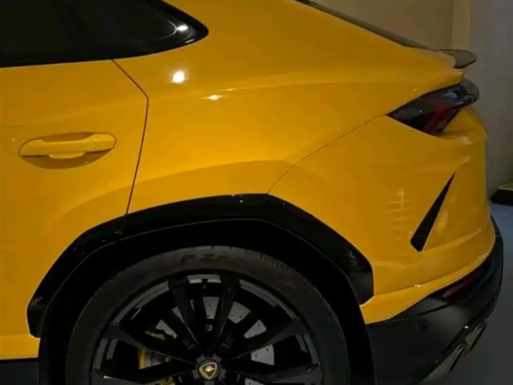 Lamborghini Urus — фото 4