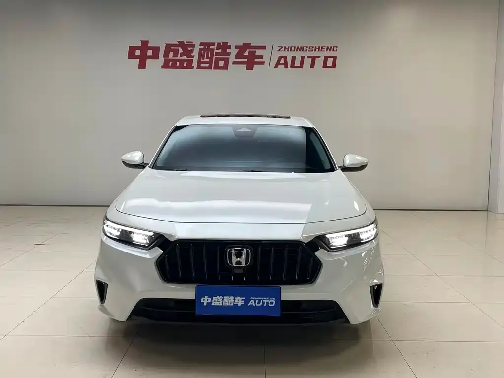 Honda Inspire 2024 из CN, фото 2