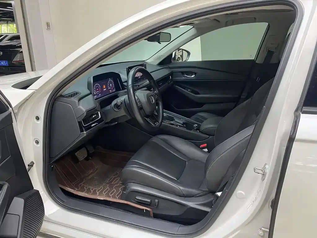 Honda Inspire 2024 из CN, фото 6