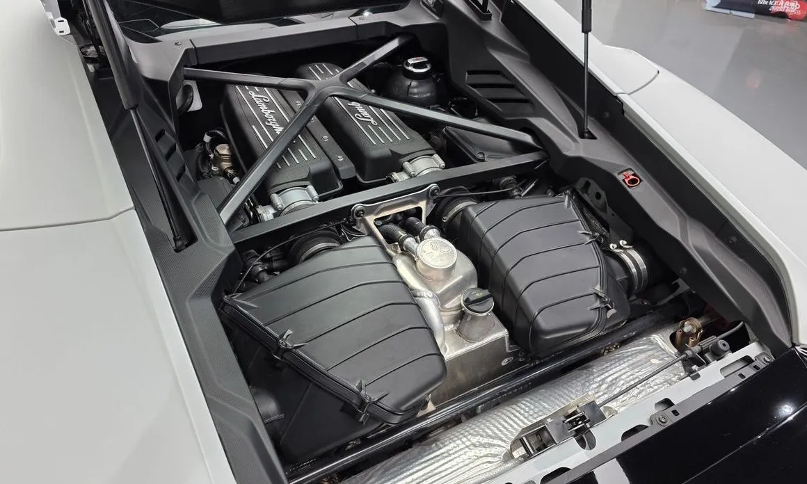 Lamborghini Huracan 2023 из KR, фото 7