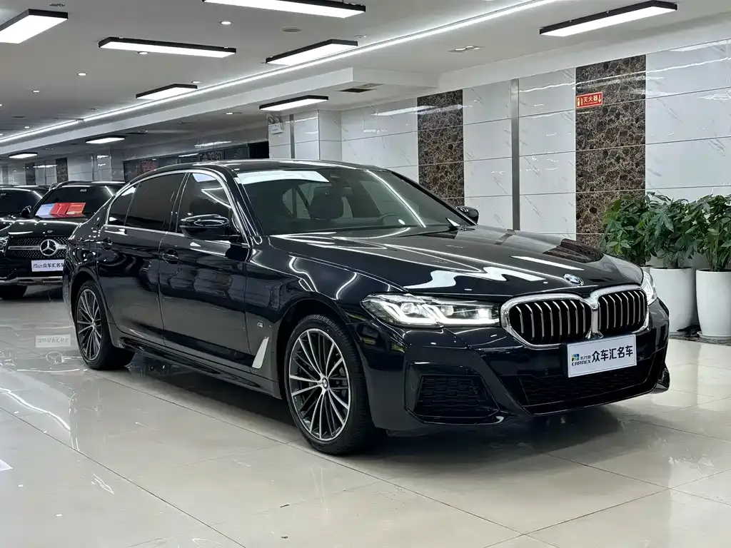 BMW 5 Series — фото 3