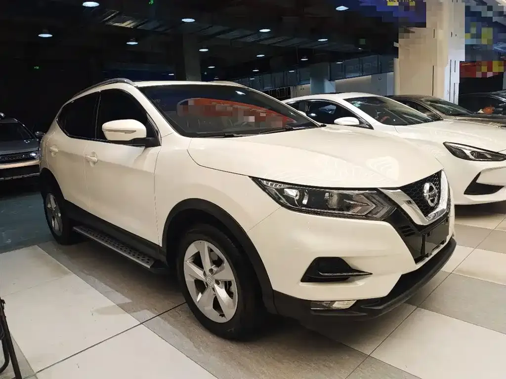 Nissan Qashqai — фото 2