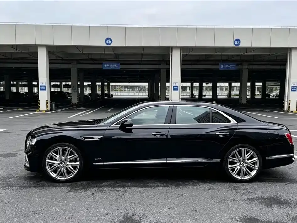 Bentley Flying Spur PHEV 2022 из CN, фото 5
