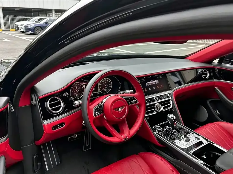 Bentley Flying Spur PHEV 2022 из CN, фото 4