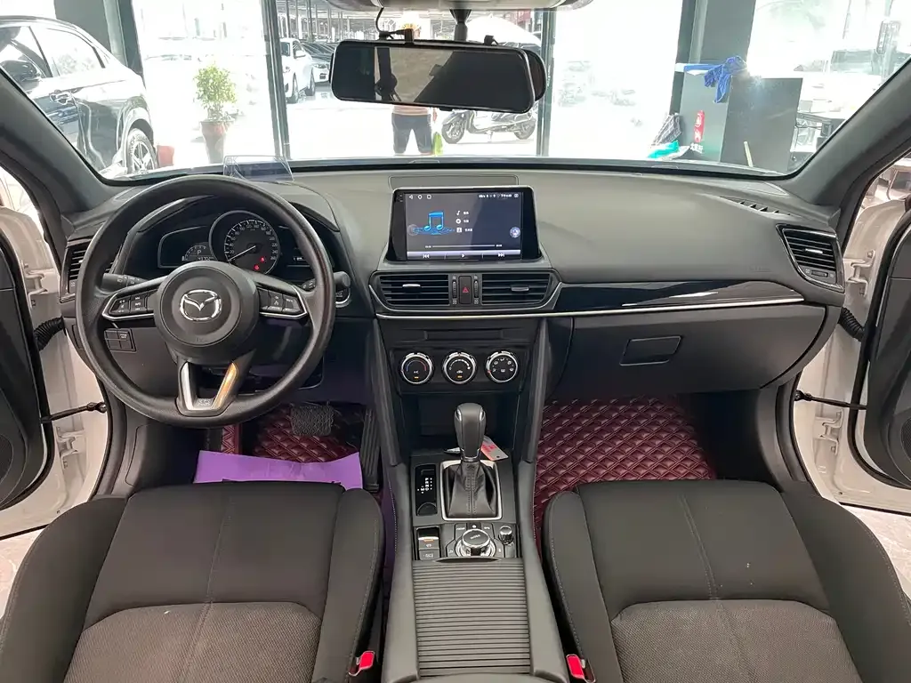 Mazda CX-4 — фото 9