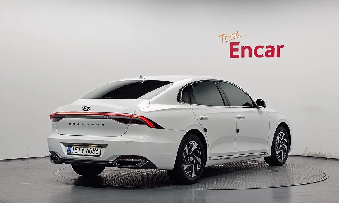 Hyundai Grandeur 2021 из KR, фото 2