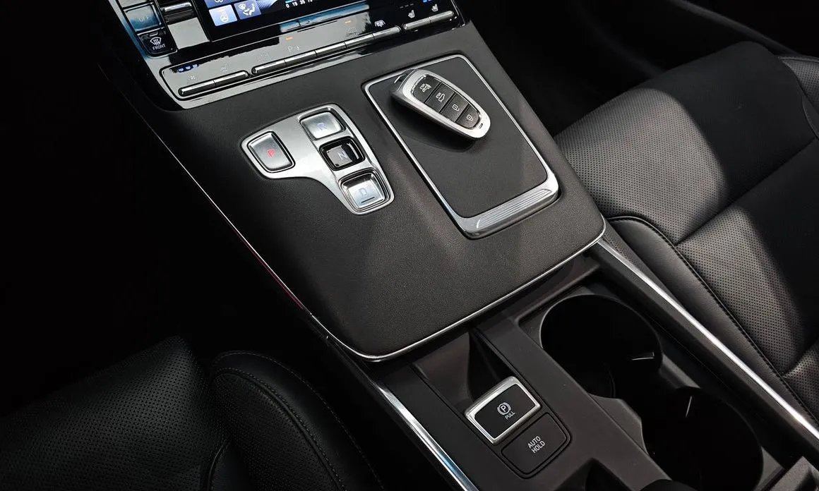 Hyundai Grandeur 2021 из KR, фото 9