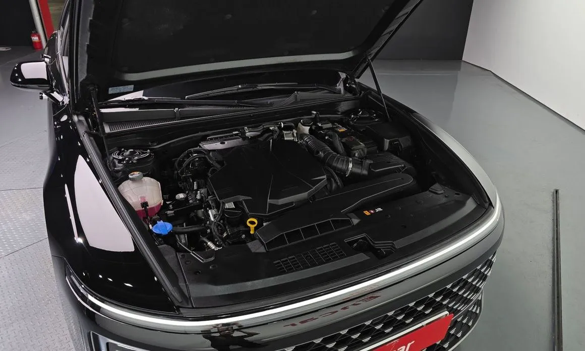 Hyundai Grandeur 2023 из KR, фото 9