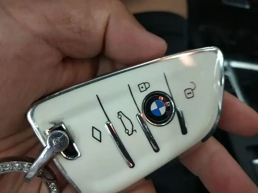 BMW 1 Series 2021 из CN, фото 3