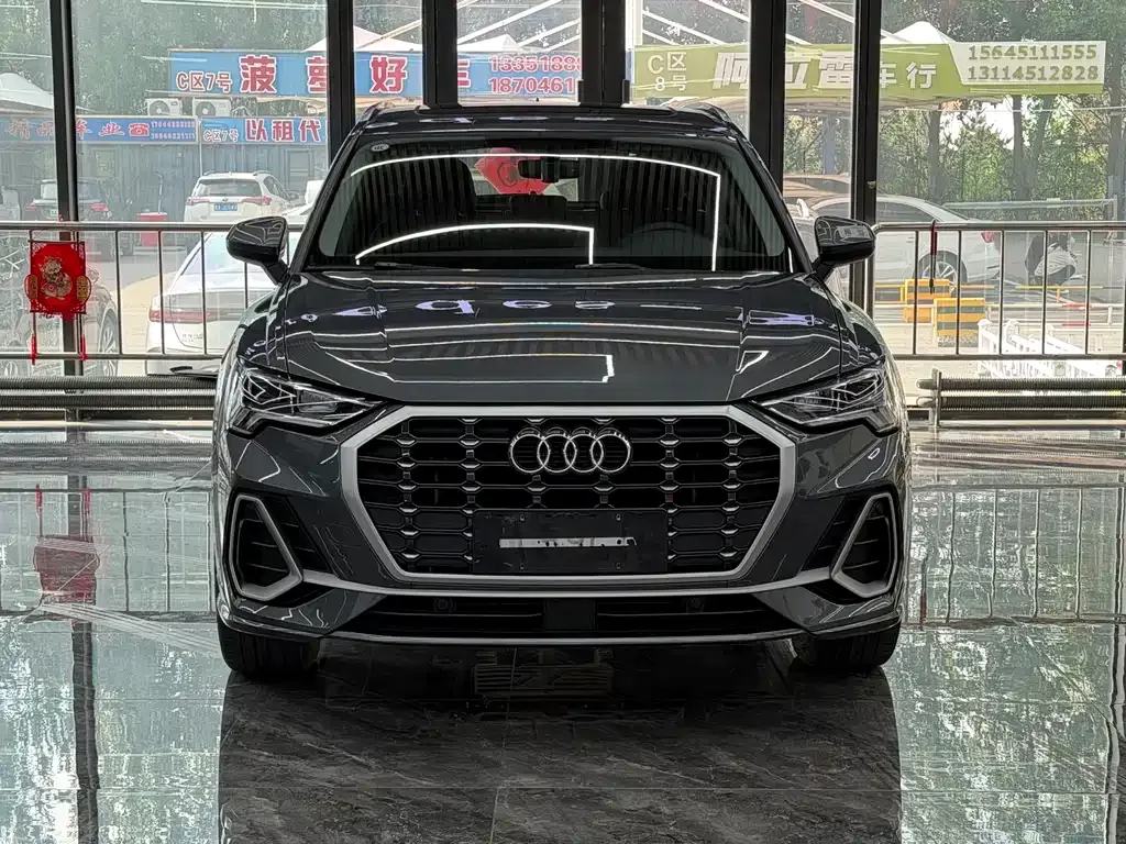 Audi Q3 — фото 8