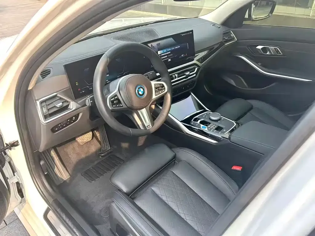 BMW i3 — фото 4