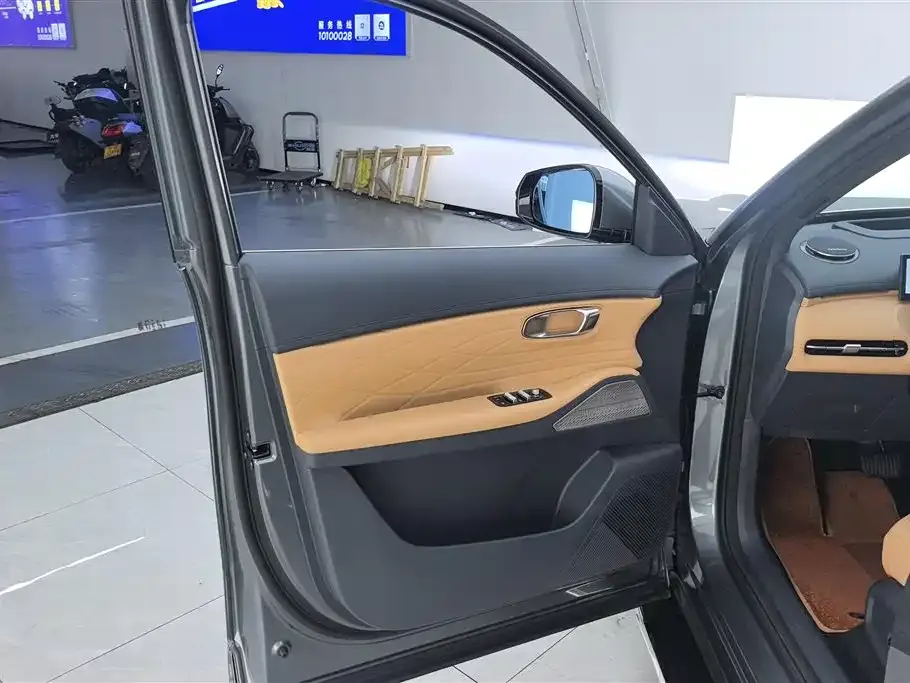 Geely Galaxy Xingjian 7 — фото 10