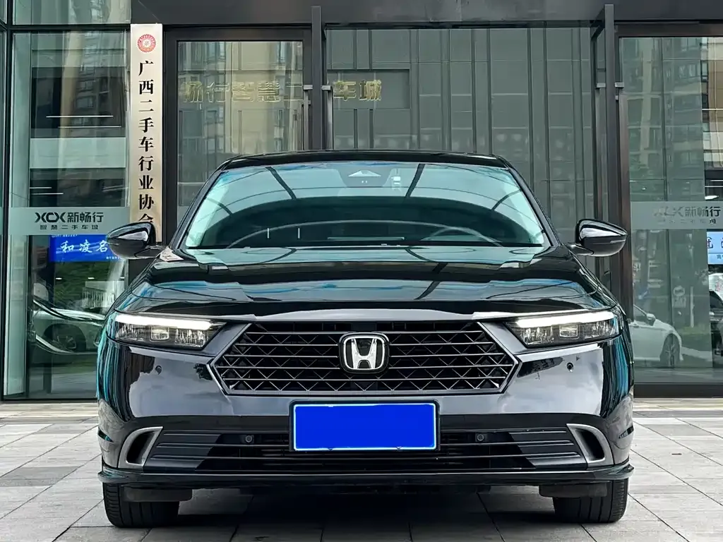 Honda Accord — фото 4