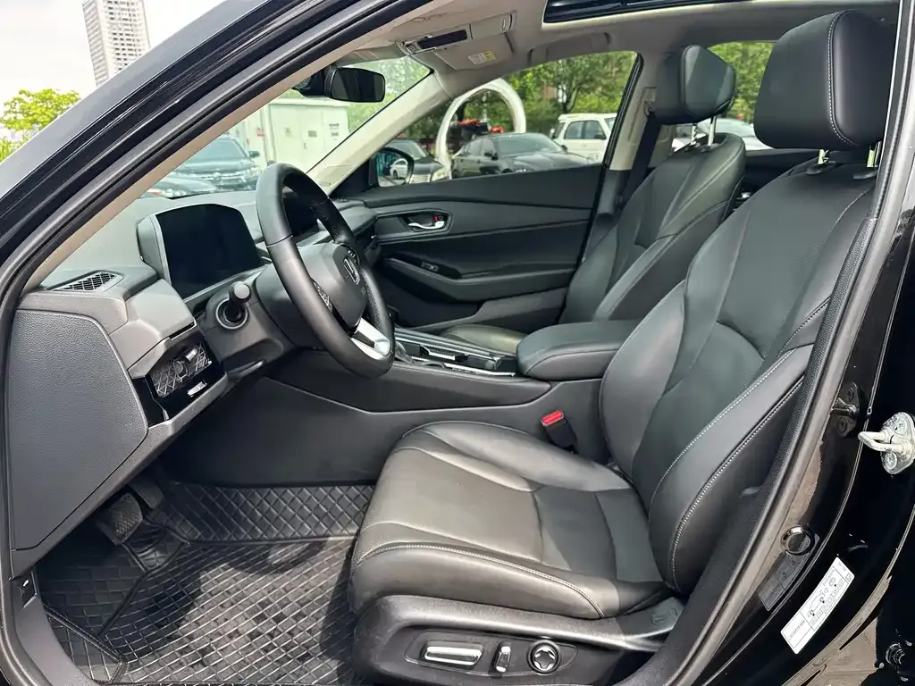 Honda Accord — фото 2