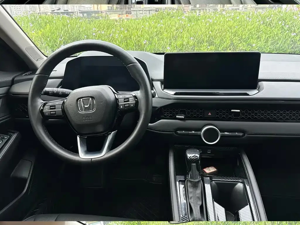 Honda Accord — фото 3
