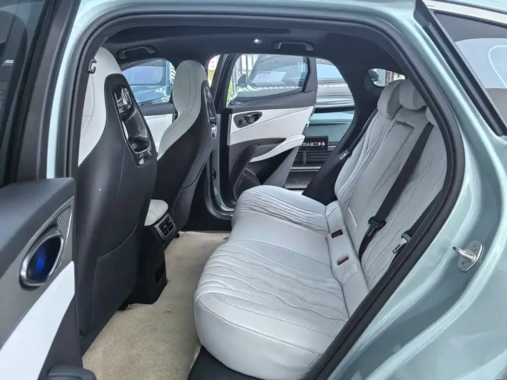 BYD Seal 06 — фото 10