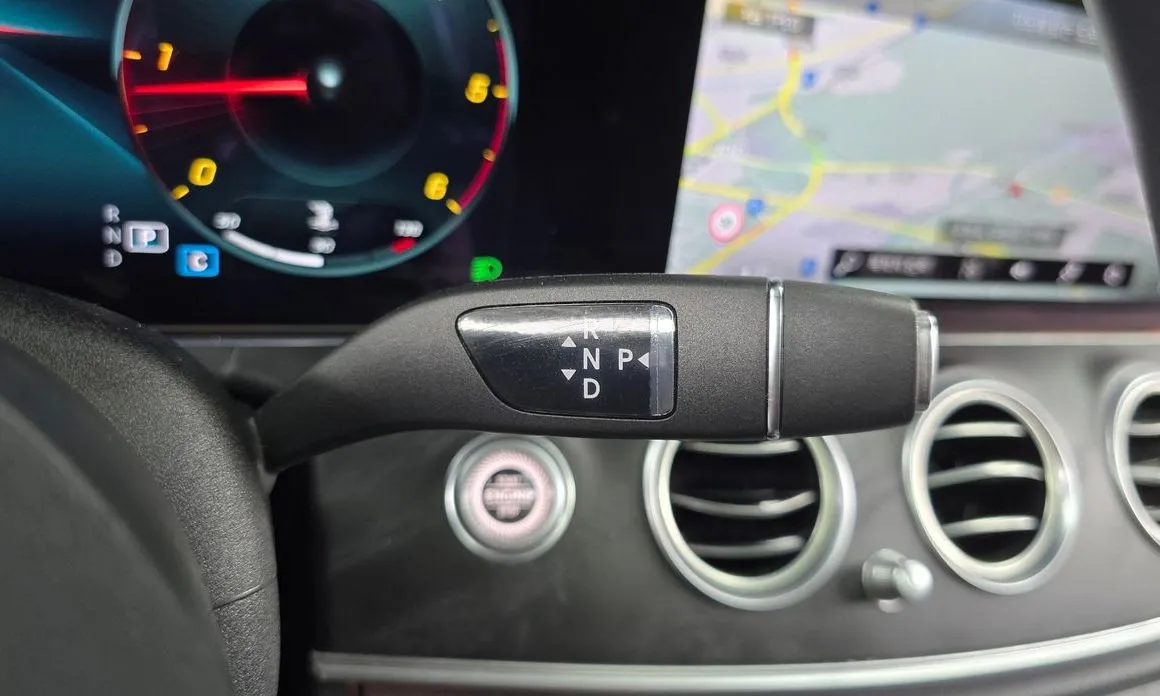 Mercedes-Benz E-Class 2022 из KR, фото 5