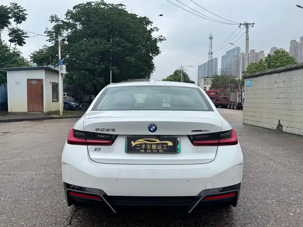 BMW i3 2024 из CN, фото 2