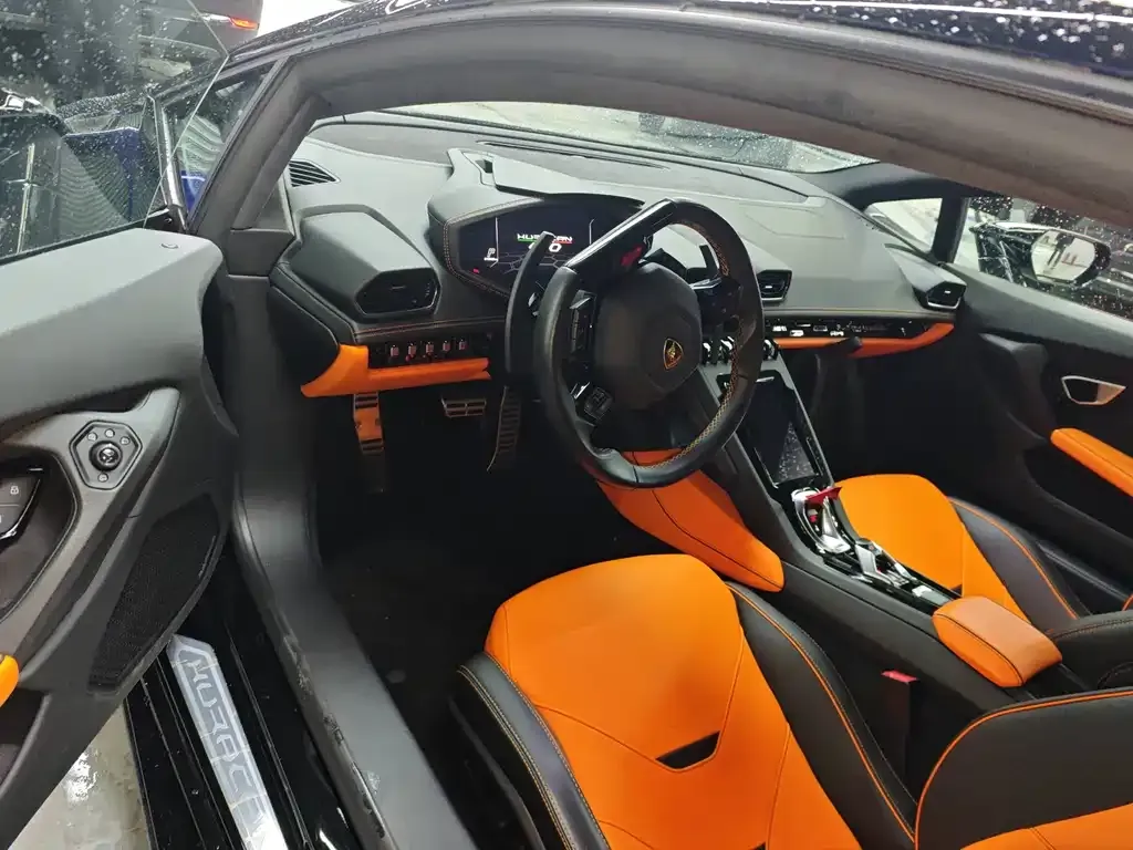 Lamborghini Huracan — фото 7