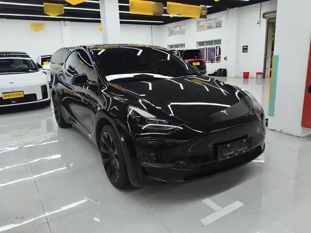 Tesla Model Y — фото 7