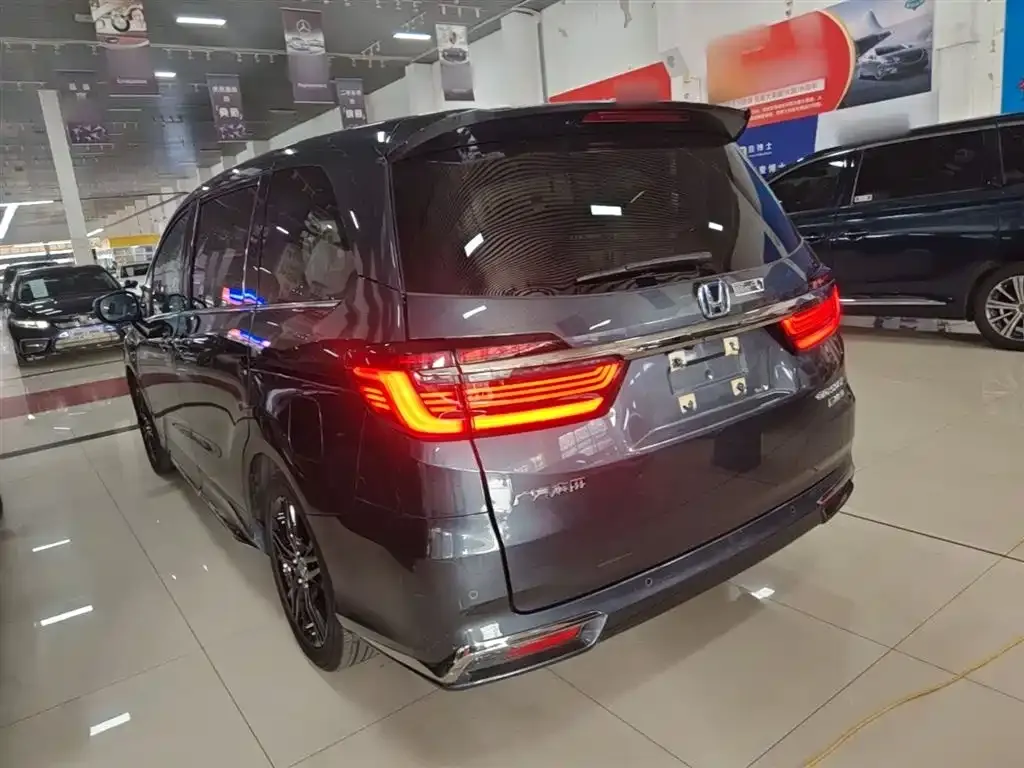Honda Odyssey 2023 из CN, фото 7