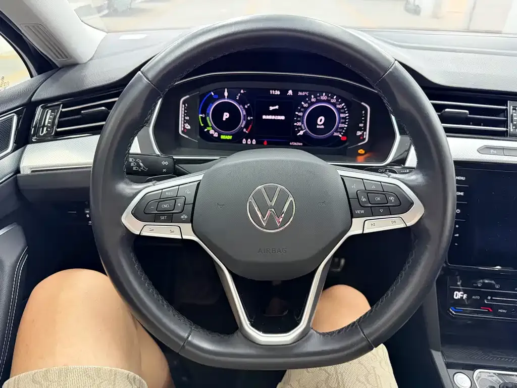 Volkswagen 迈腾插电混动 — фото 6