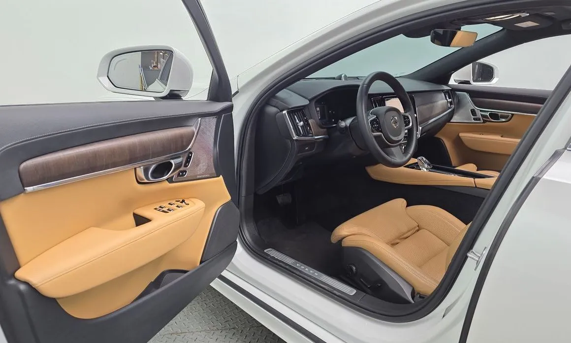 Volvo S90 2023 из KR, фото 6
