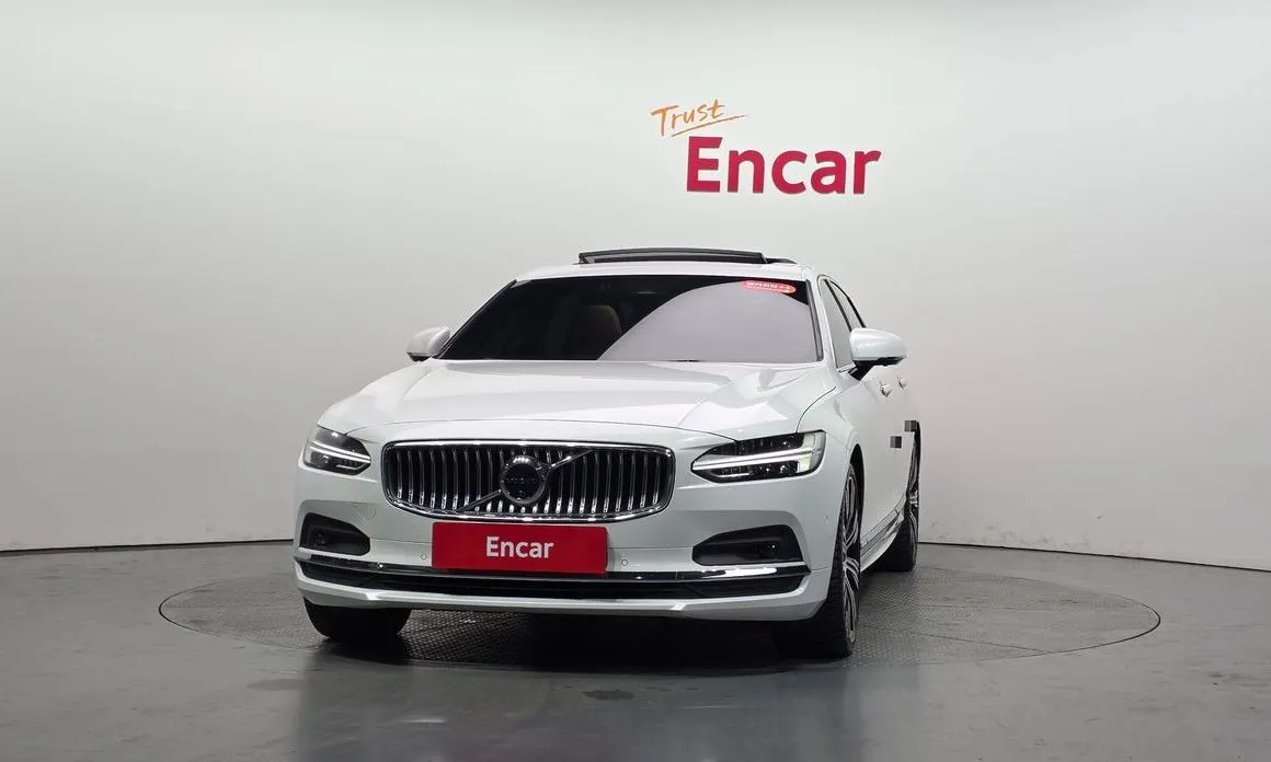 Volvo S90 2023 из KR, фото 3