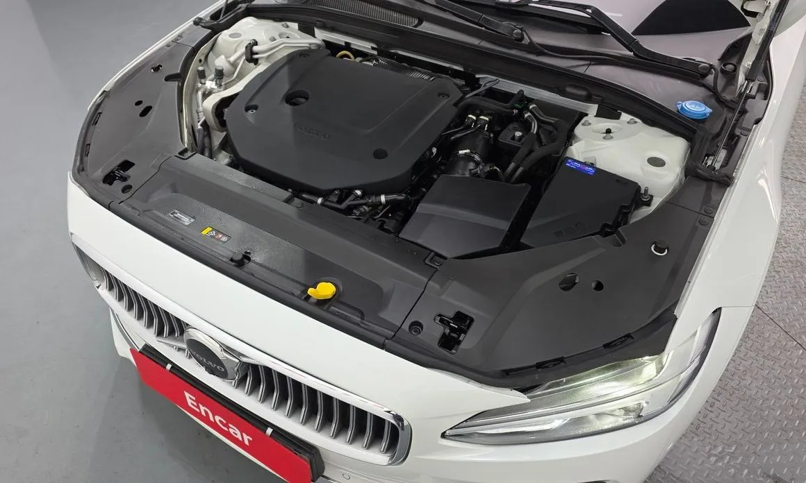 Volvo S90 2023 из KR, фото 4