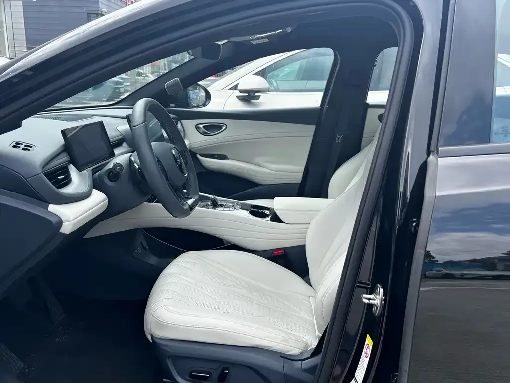 BYD Seal 06GT — фото 2
