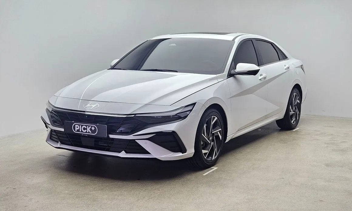 Hyundai AVANTE — фото 1