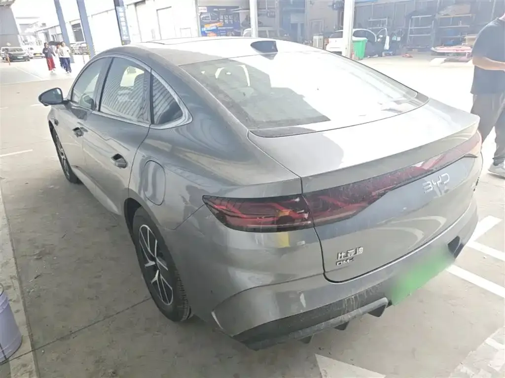 BYD Qin L — фото 2