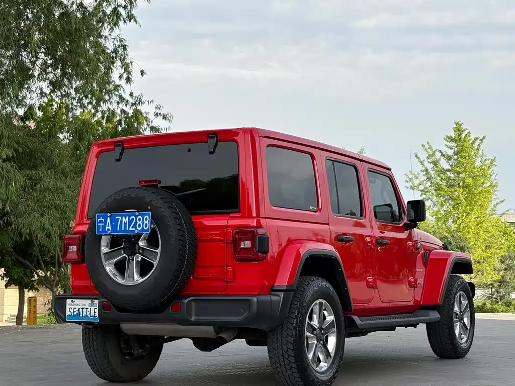 Jeep Wrangler — фото 6