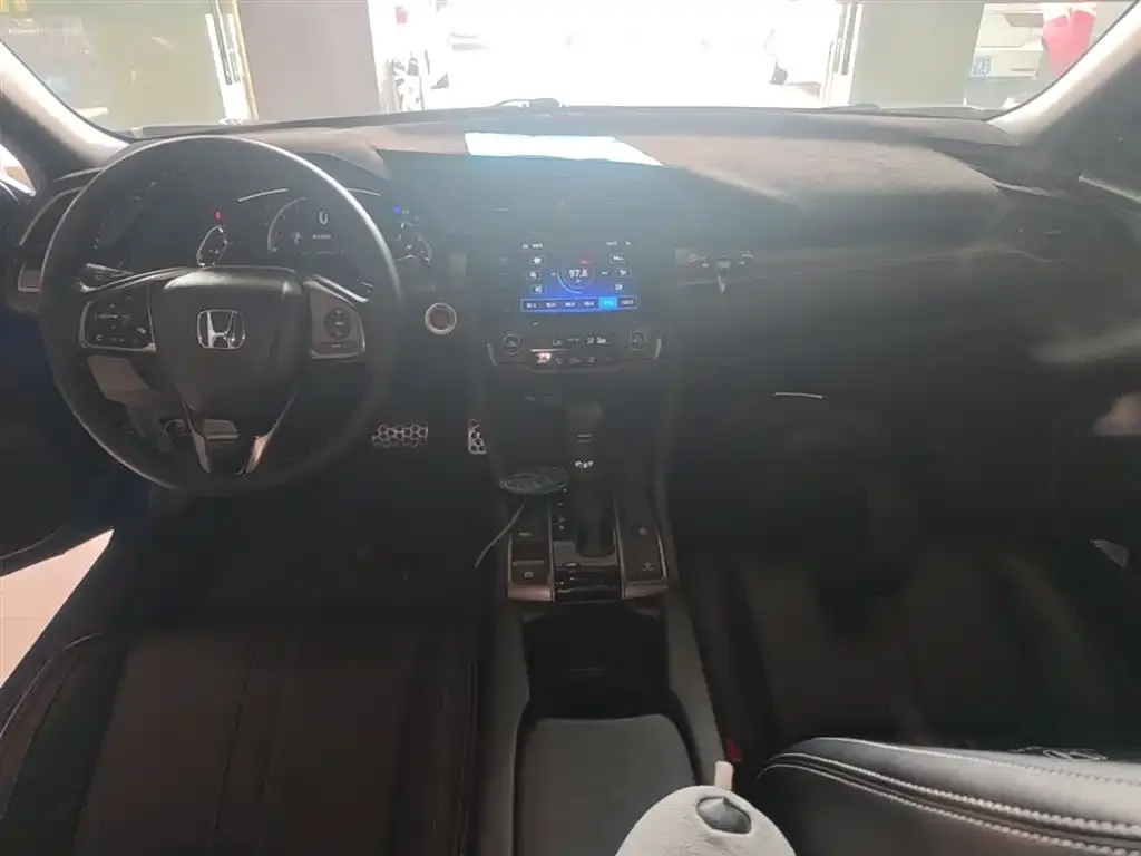 Honda Civic — фото 3
