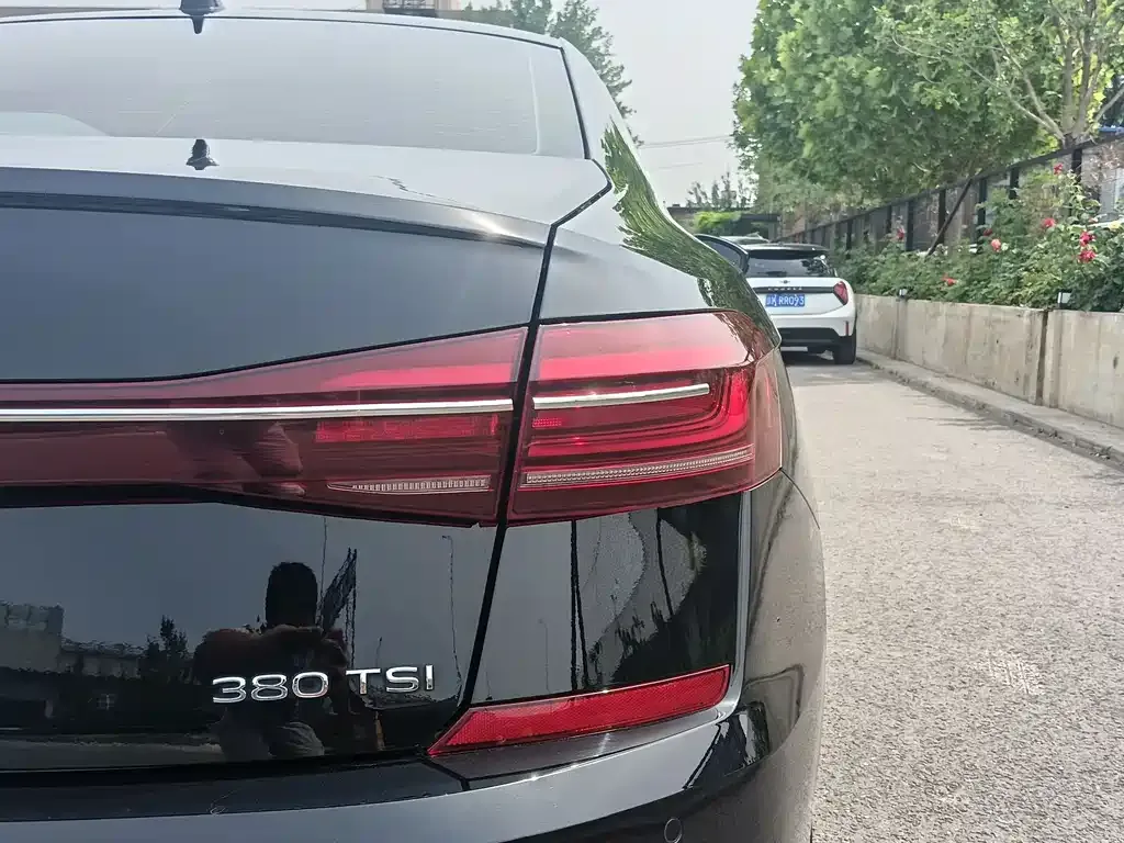 Volkswagen Passat — фото 8