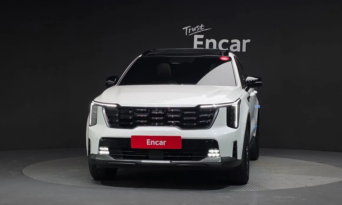 Kia Sorento — фото 6