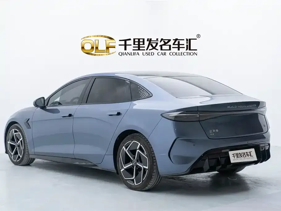 BYD Seal — фото 4