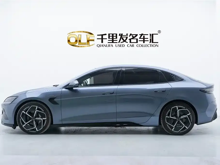 BYD Seal — фото 8
