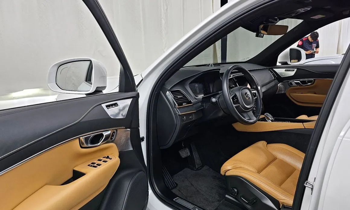 Volvo XC90 2022 из KR, фото 8