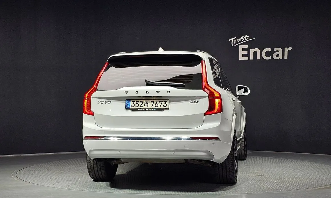 Volvo XC90 2022 из KR, фото 2